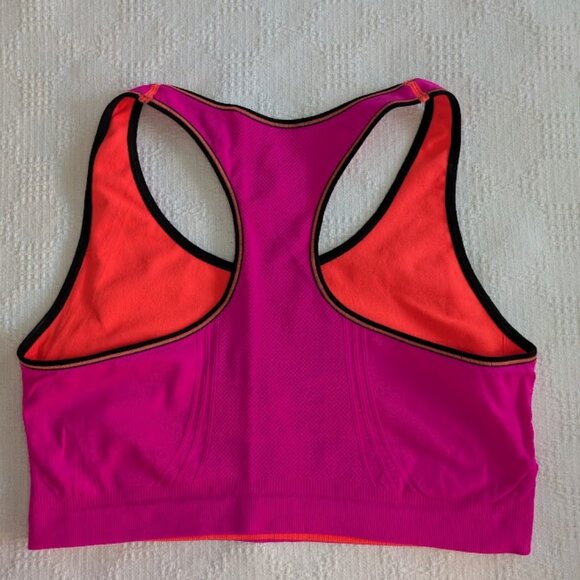 Ladies Reversable Racerback Exercise Top Size Small - Picture 4 of 4